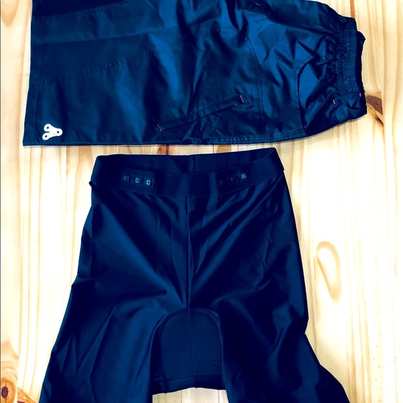 Urban Cycling Apparel Dual Tracker Black Men Shorts Large Secure Pockets Sz 2XL - Picture 5 of 9